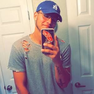 Meet your Posher, Isaac